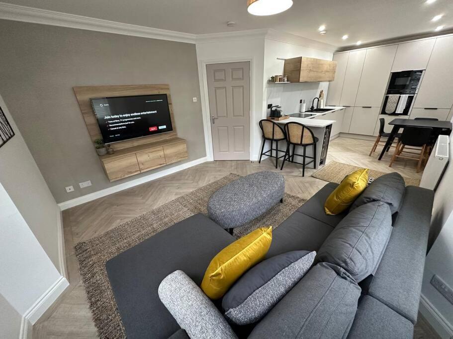 Premium Executive Apartment In ダンファームリン エクステリア 写真